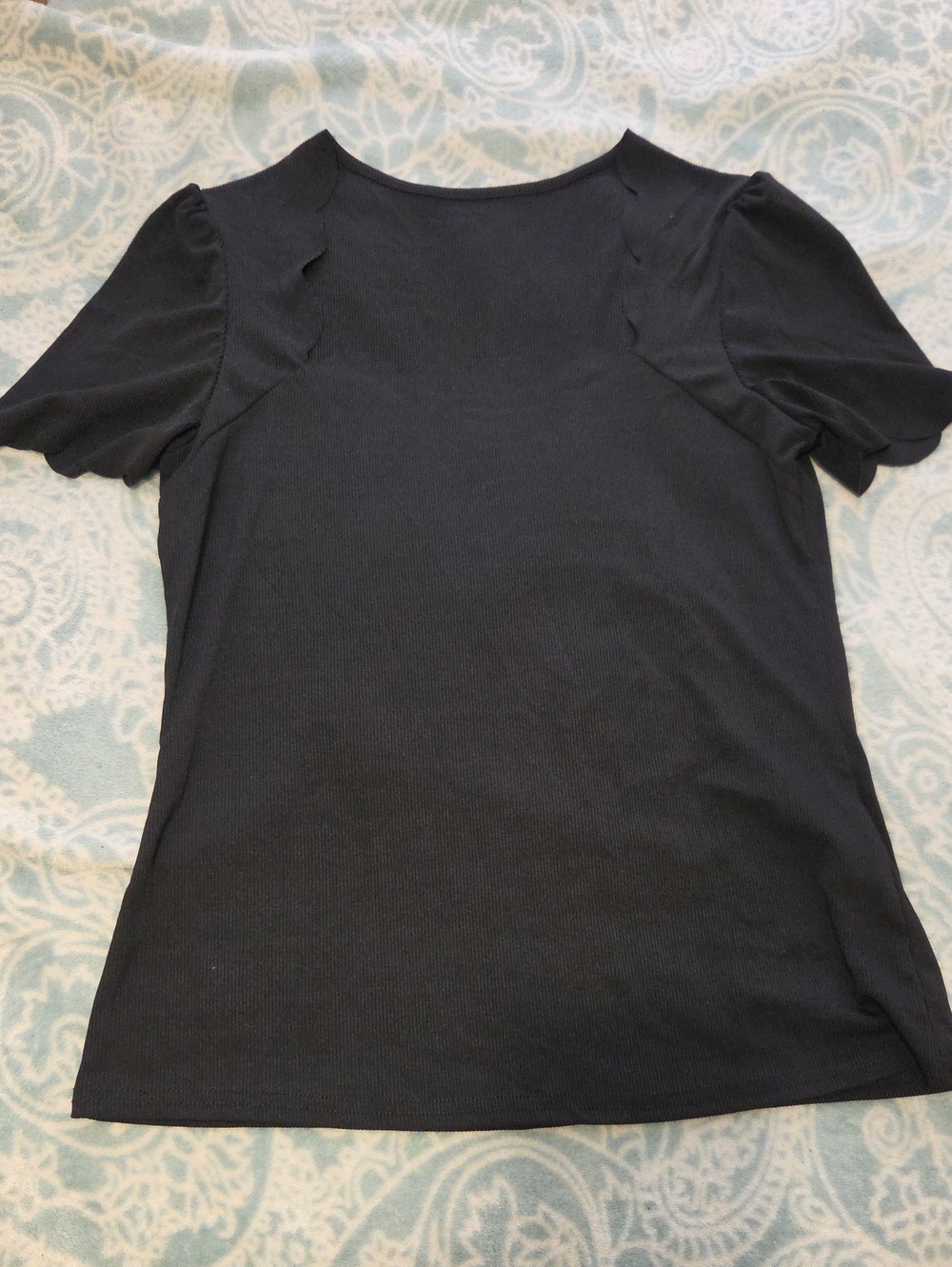 SHEIN Black Short Sleeve Scoop Neck Tee